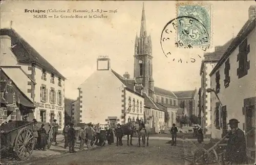 Ak Scaër Finistère, La Grande Rue et le Clocher