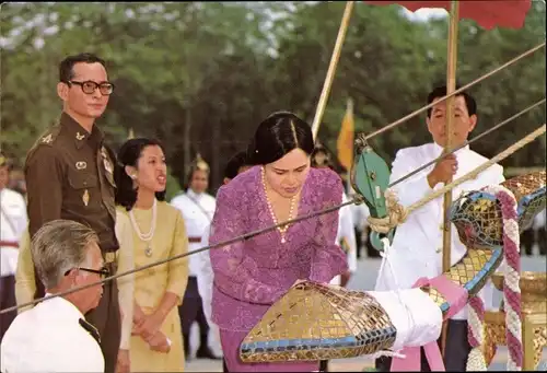 Ak Königin Sirikit, König Bhumibol von Thailand