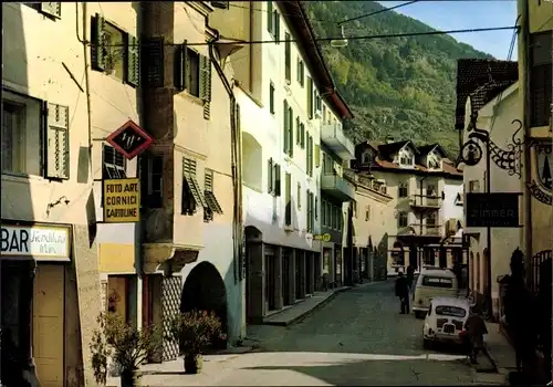 Ak Schlanders Venosta Vinschgau Südtirol, Straßenpartie