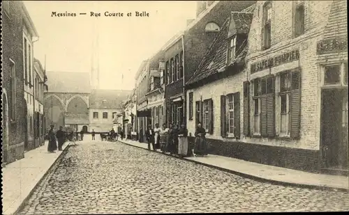 Ak Messines Westflandern, Rue Courte et Belle, Anwohner
