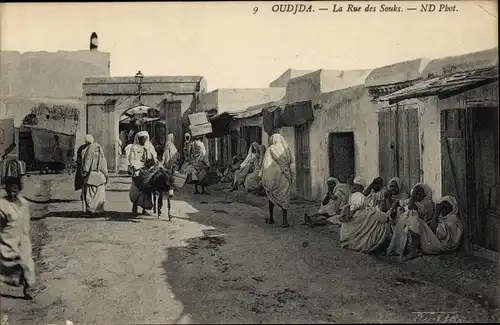 Ak Oudjda Oujda Marokko, La Rue des Souks