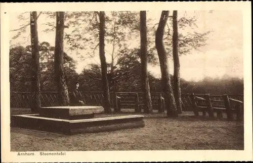 Ak Arnhem Gelderland Niederlande, Steenentafel