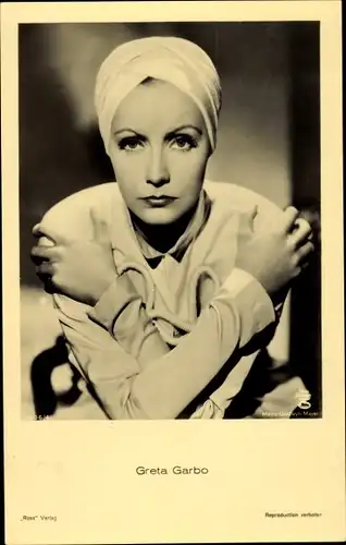 Ak Schauspielerin Greta Garbo, Portrait, Turban, Ross