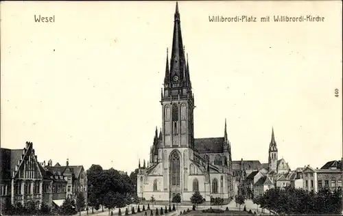 Ak Wesel am Niederrhein, Willibrordi Platz, Kirche