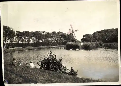 Foto Nordseebad Norderney Ostfriesland, Seepartie, Windmühle, Kinder