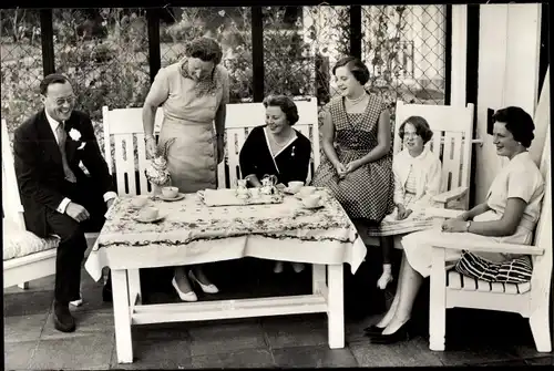 Ak Soestdijk, Juliana der Niederlande, Prinz Bernhard, Beatrix, Irene, Margriet, Christina 1959