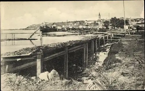 Ak Beograd Belgrad Serbien, Verlassene serbische Verteidigungsstellungen am Donauufer