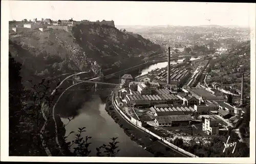 Ak Besançon Doubs, La Citadelle, le Doubs et la ville