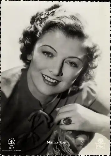 Ak Schauspielerin Myrna Loy, Portrait