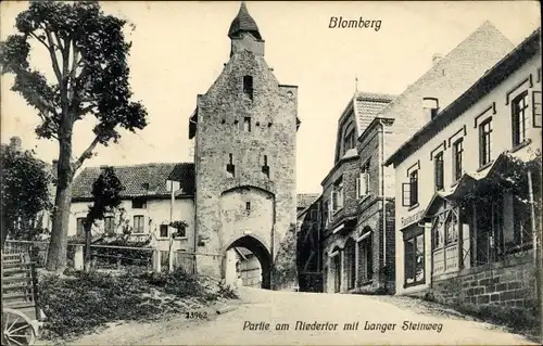 Ak Blomberg in Lippe, Partie am Niedertor mit Langer Steinweg