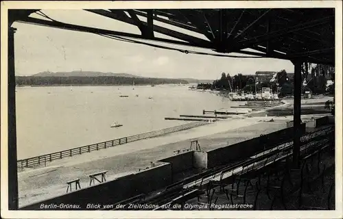 Ak Berlin Köpenick Grünau, Blick von der Zieltribüne auf die Olympia Regattastrecke