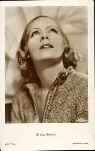 Ak Schauspielerin Greta Garbo, Portrait, Ross 5717/2, MGM