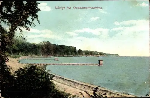 Ak Danmark, Udsigt fra Strandmollebakken, Uferpartie