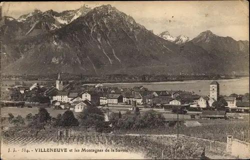 Ak Villeneuve Aveyron, Blick auf den Ort, Montagnes de la Savoie