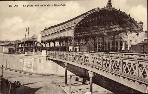 Ak Dijon Côte d'Or, la Gare Dijon-Ville, Le grand hall