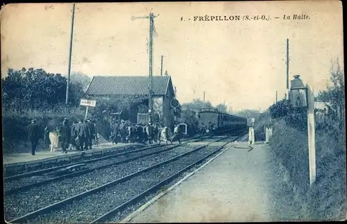 Ak Frepillon Val-d´Oise, La Gare, La Halte