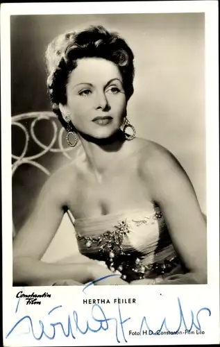 Ak Schauspielerin Hertha Feiler, Portrait
