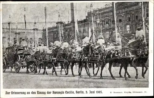 Ak Einzug von Kronprinzessin Cecilie von Preußen 1905, Kutsche