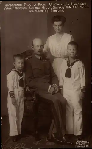 Ak Großherzog Friedrich Franz von Mecklenburg Schwerin, Großherzogin Alexandra, Kinder