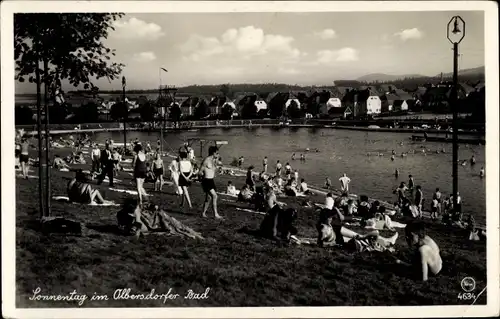 Ak Olbersdorf in Sachsen, Sonnentag im Waldstrandbad