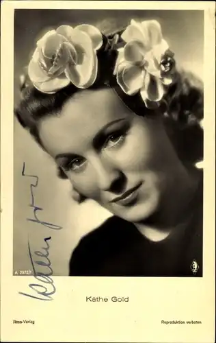 Ak Schauspielerin Käthe Gold, Portrait mit Blumen im Haar, Ross Verlag A 2972 1