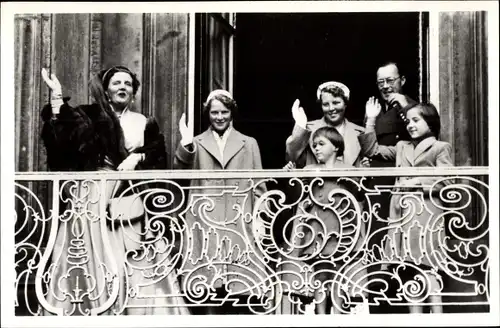 Ak Den Haag Südholland, Prinsjesdag 1954, Juliana der Niederlande, Prinz Bernhard, Töchter