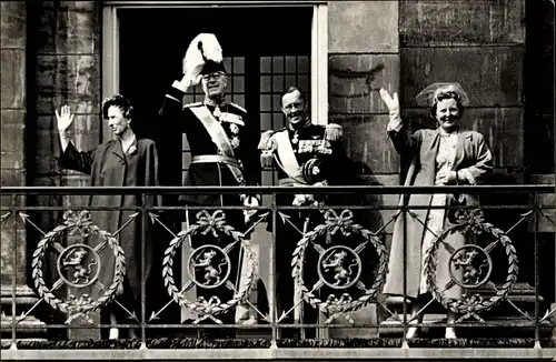 Ak König Gustav Adolf VI von Schweden, Königin Louise, Juliana der Niederlande, Prinz Bernhard, 1955