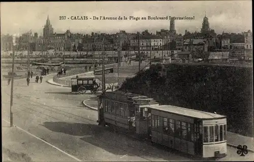 Ak Calais Pas de Calais, Avenue de la Plage au Boulevard International, Straßenbahn