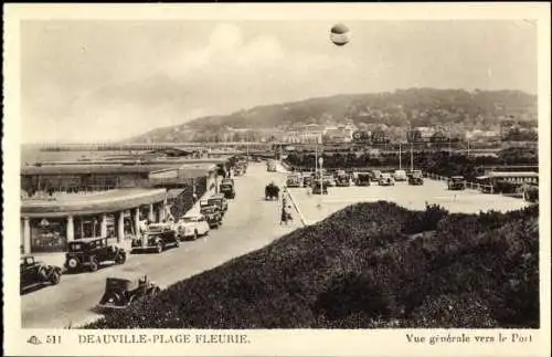 Ak Deauville La Plage Fleurie Calvados, Vue generale vers le Port