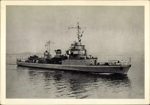 Ak Französisches Kriegsschiff, Aviso dragueur Commandant Bory