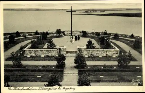 Ak Węgorzewo Angerburg Ostpreußen, Das Heldenfriedhof am Schwenzaitsee