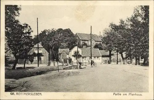 Ak Groß Rottmersleben Hohe Börde in Sachsen Anhalt, Partie am Pfarrhaus
