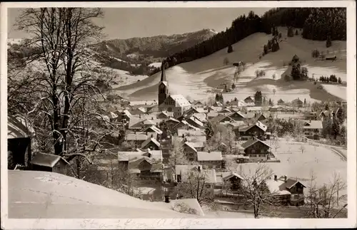 Ak Oberstaufen im Allgäu, Blick vom Kalvarienberg gegen Staufen und Salmaser Höhe, Winter