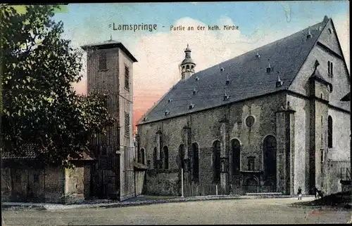 Ak Lamspringe in Niedersachsen, Partie an der kath. Kirche