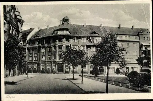 Ak Torgau Sachsen, Straßenpartie mit Blick auf Haus