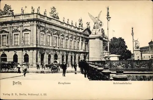 Ak Berlin, Zeughaus, Schlossbrücke, Unter den Linden