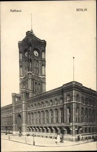 Ak Berlin Mitte, Rathaus, Uhrenturm, Außenansicht