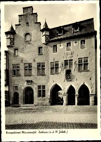 Ak Bad Münstereifel in Nordrhein Westfalen, Rathaus aus dem 14. Jahrhundert