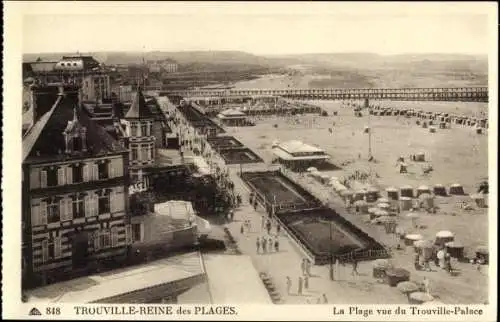 Ak Trouville Reine des Plages Calvados, La Plage vue du Trouville Palace