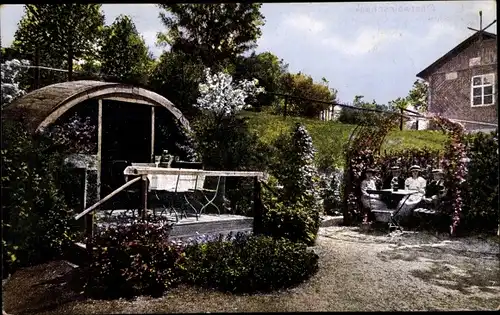 Ak Göppersdorf Sachsen, Obstweinschänke Plantagengut, Gartenansicht