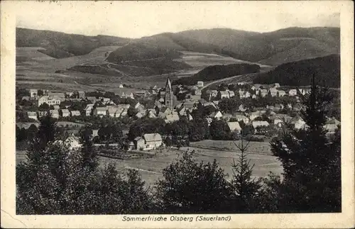 Ak Olsberg im Sauerland, Panorama, Kirche