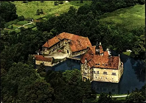 Ak Lüdinghausen im Münsterland Westfalen, Wasserburg Vischering, Luftbild