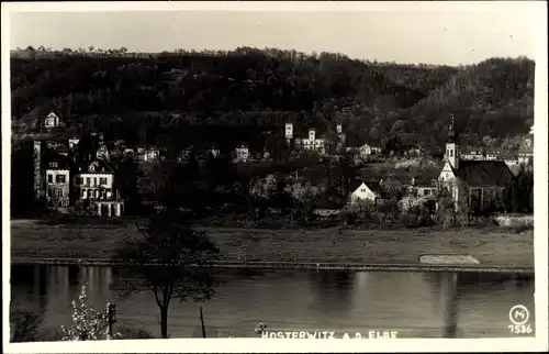 Ak Dresden Hosterwitz, Panorama mit Kirche Maria am Wasser, erbaut 1495, Elbe