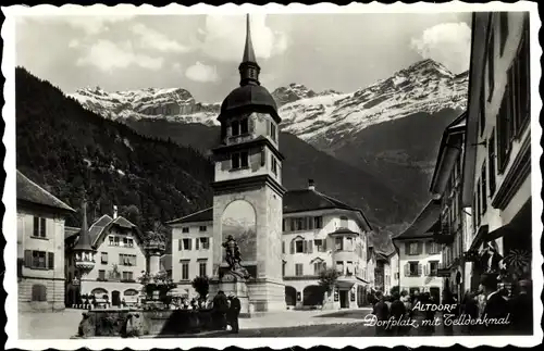 Ak Altdorf Kt Uri, Dorfplatz mit Telldenkmal