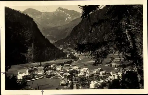 Ak Mallnitz in Kärnten, Ort mit Geisel und Feldseekopf