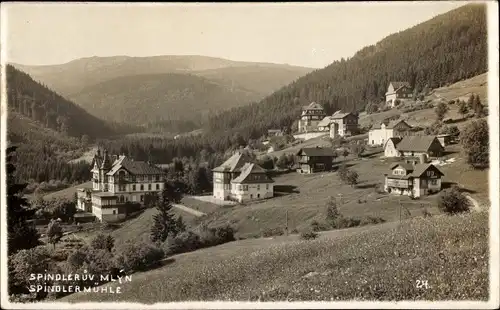 Foto Ak Spindlermühle Riesengebirge Reg. Königgrätz, Gesamtansicht, Villen