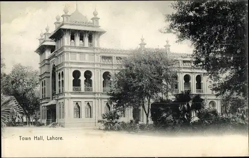 Ak Lahore Pakistan, Town Hall