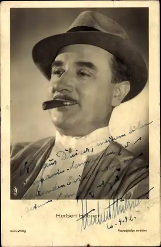 Ak Schauspieler Herbert Hübner, Portrait, Autogramm, Hut, Zigarre