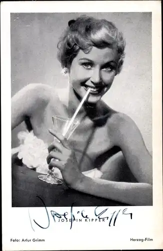 Ak Schauspielerin Josefin Kipper, Cocktail, Blond