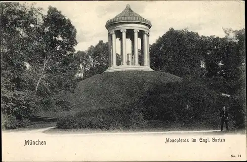 Ak München, Monopteros im Engl. Garten, Soldat